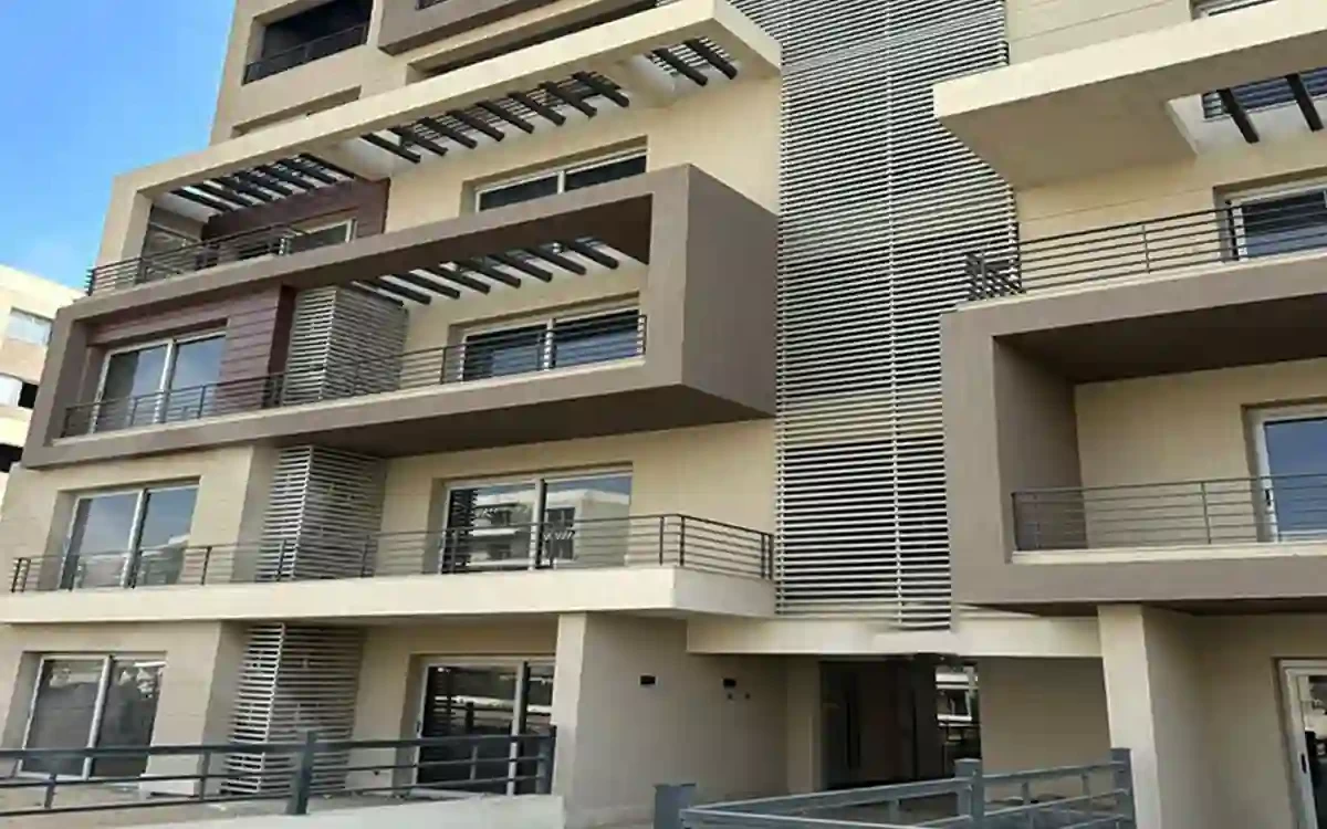 Apartment ground floor with garden for sale in Taj Sultan New Cairo